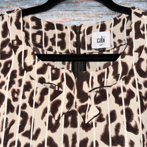 Cabi Leopard Animal Print Top Blouse Size M Sleeveless Mobwife Lightweight - Picture 4 of 9